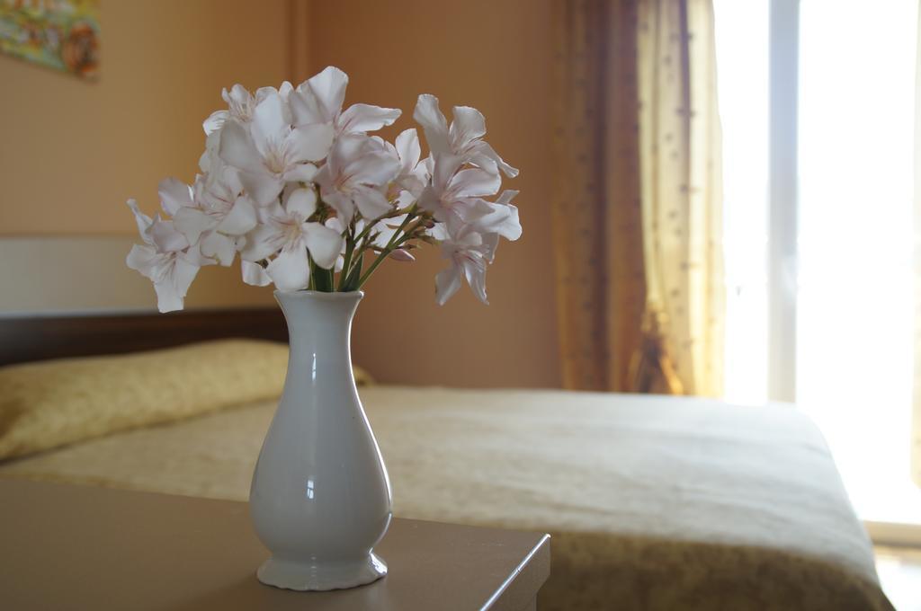 Hotel Posejdon Вела-Лука Экстерьер фото